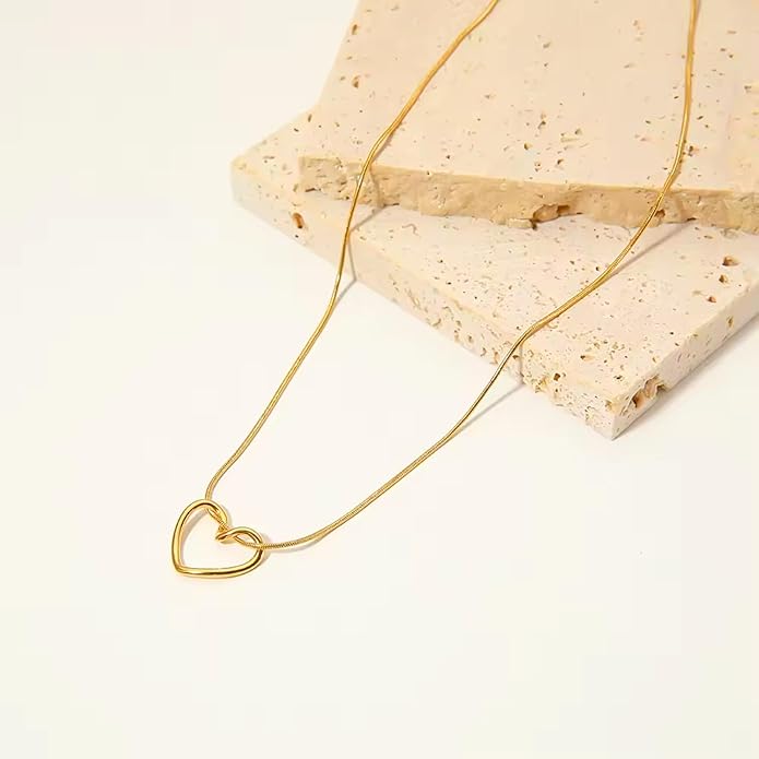 Dainty Heart Necklace