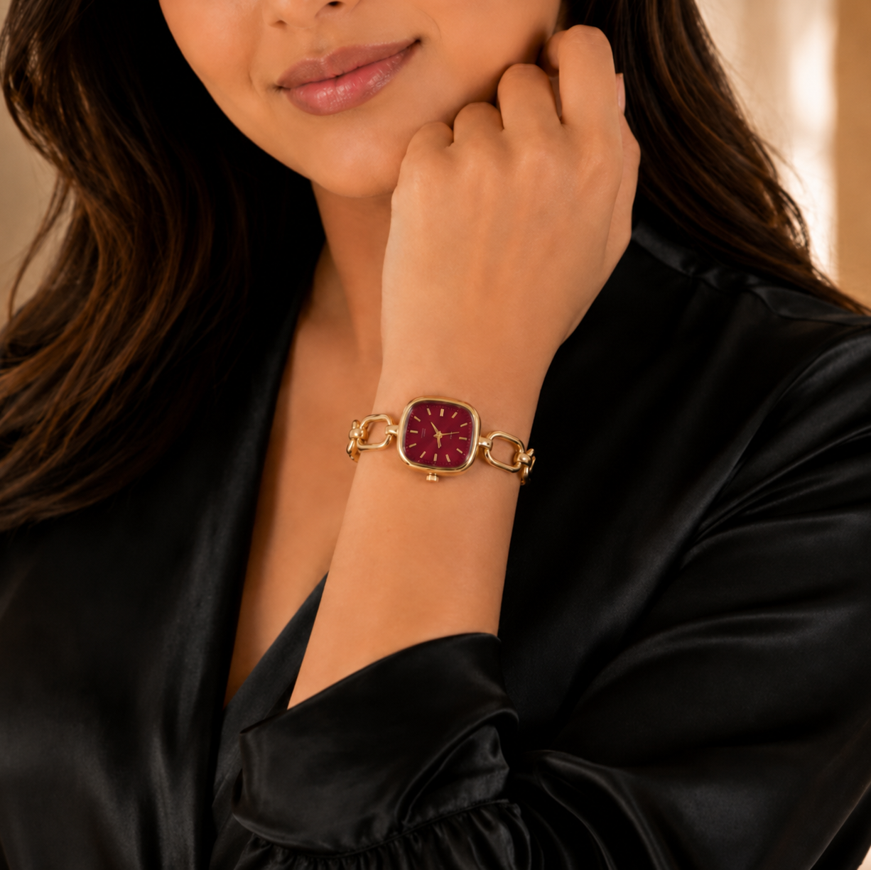 Luxe Link Watch