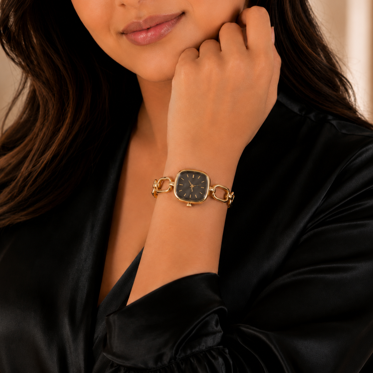 Luxe Link Watch