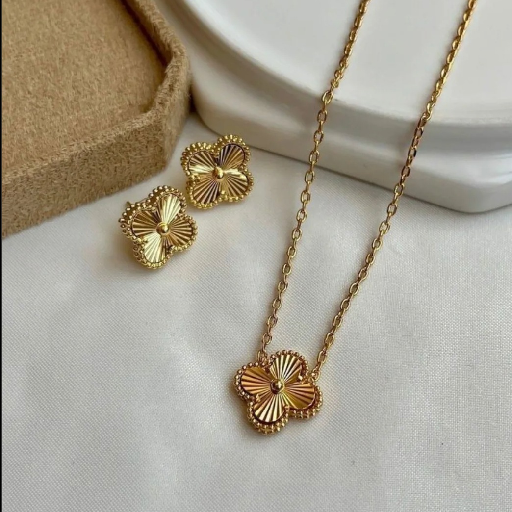 Clover Jewellery Set