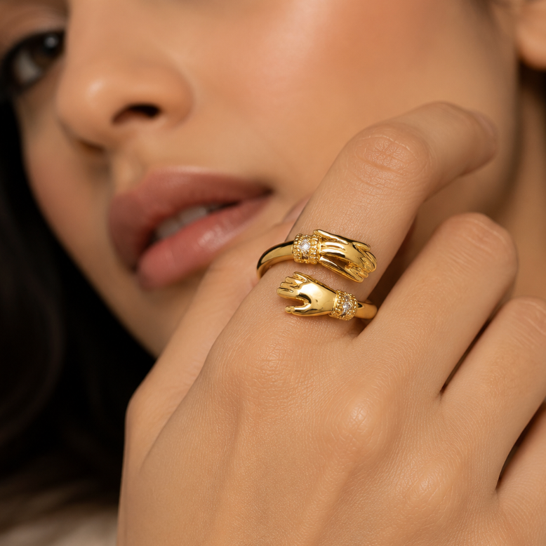 Hug Ring