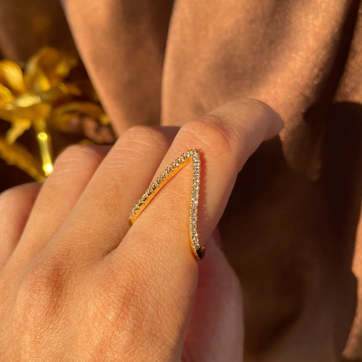 Twis Diamond Ring