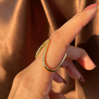 Twis Diamond Ring